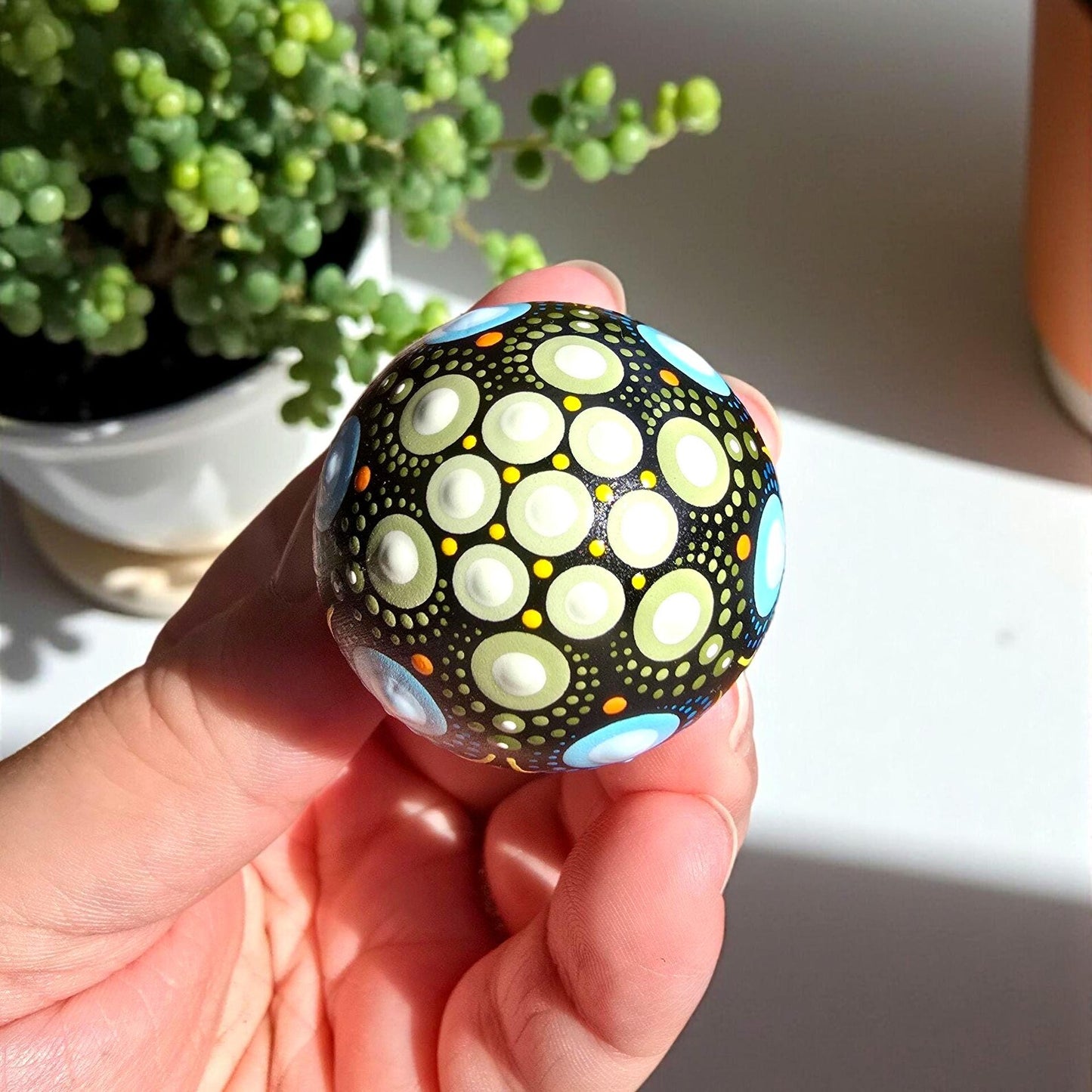 Lot de champignons décoratifs en plâtre résine – Mandala pointillisme peint à la main