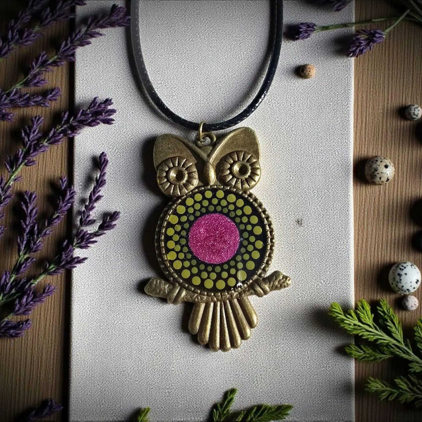 Collier hibou mandala fuchsia vert