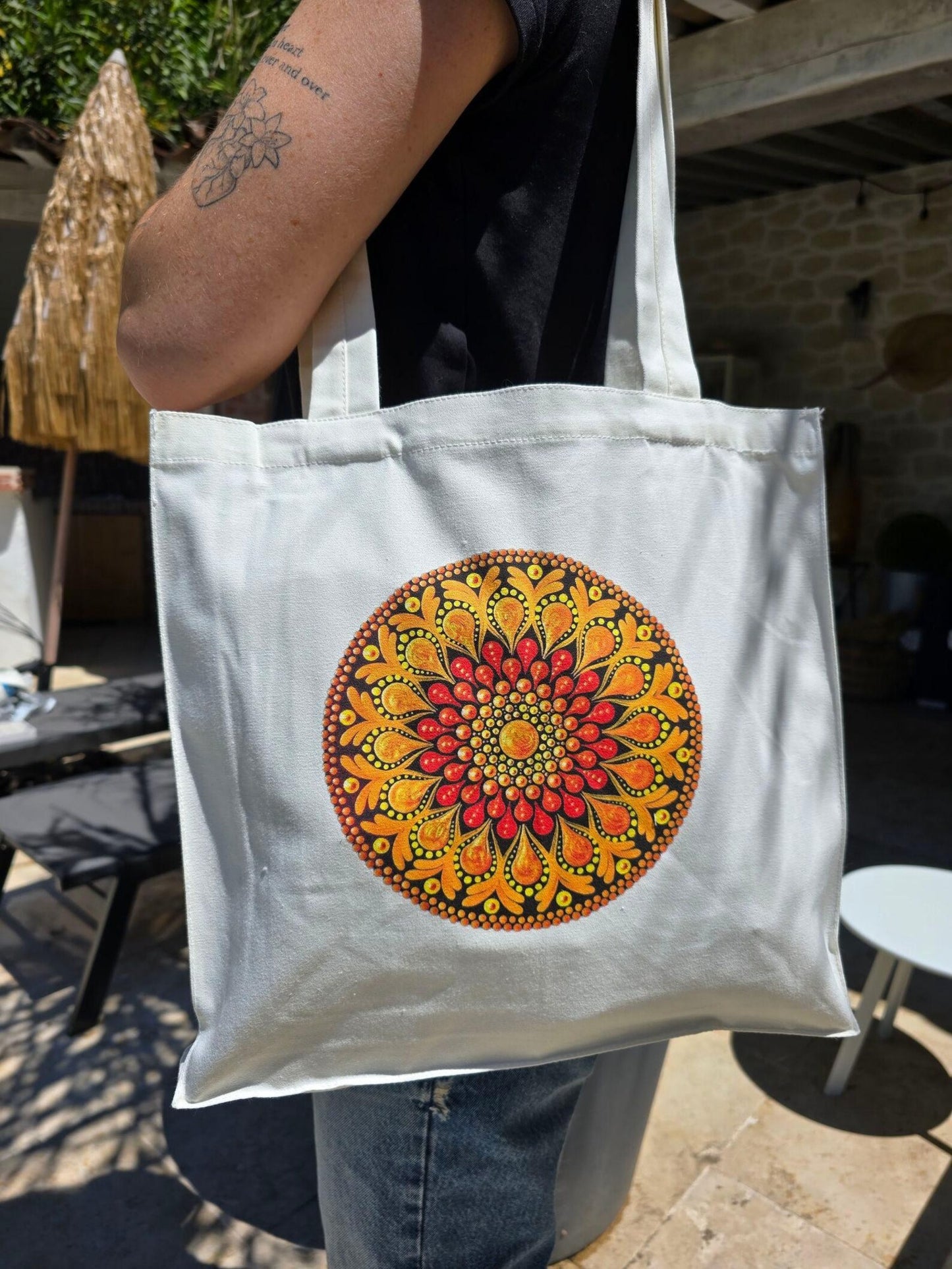 Sac fourre-tout en coton blanc – Mandala imprimé orange ou bleu | Création artisanale