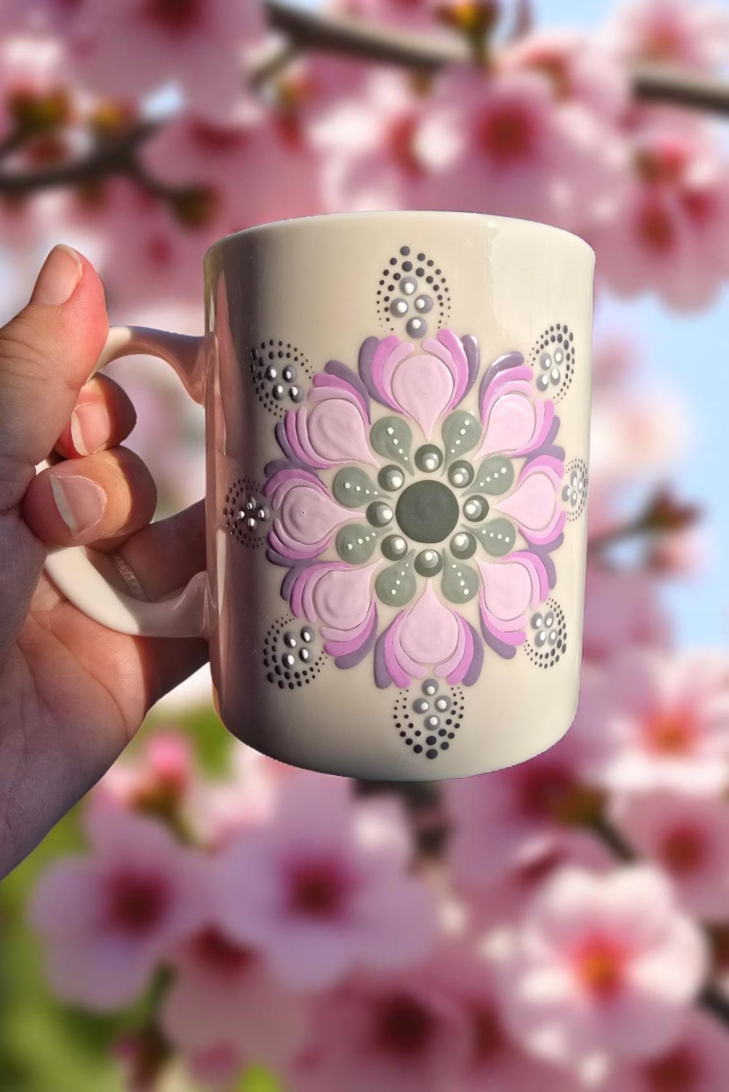 Mug blanc mandala pointillisme mauve et gris
