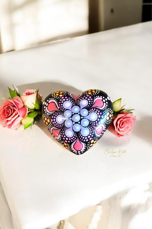 Petit coeur en pointillisme mandala mauve, rose & orange