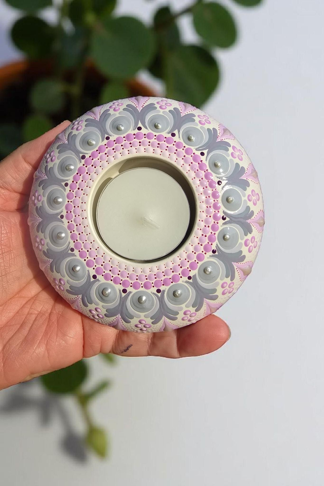 Bougeoir mandala en plâtre – Peint à la main blanc gris et rose