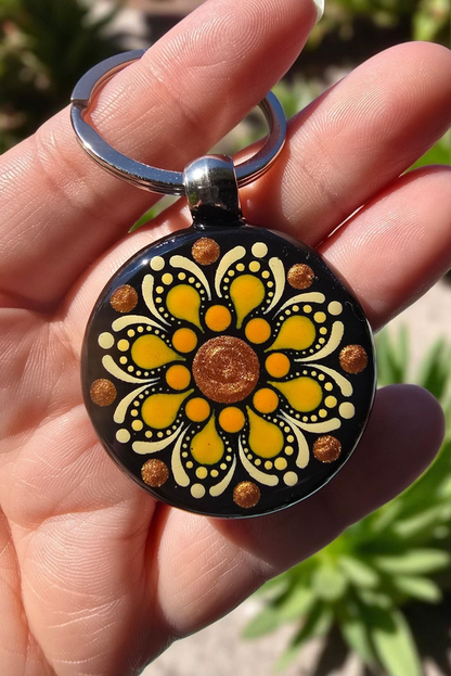 Porte-clés mandala peint double face orange et cuivré