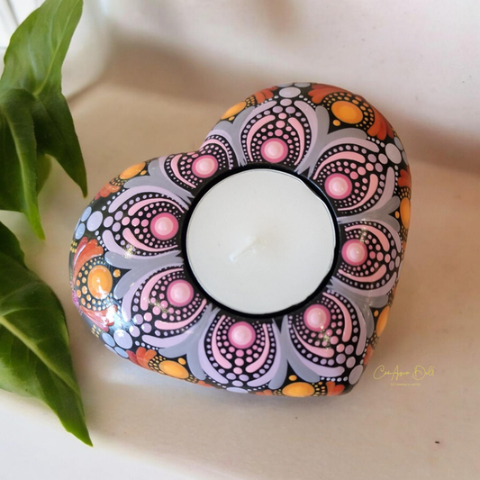Bougeoir cœur mandala orange, rose et mauve – Peint à la main en plâtre résine