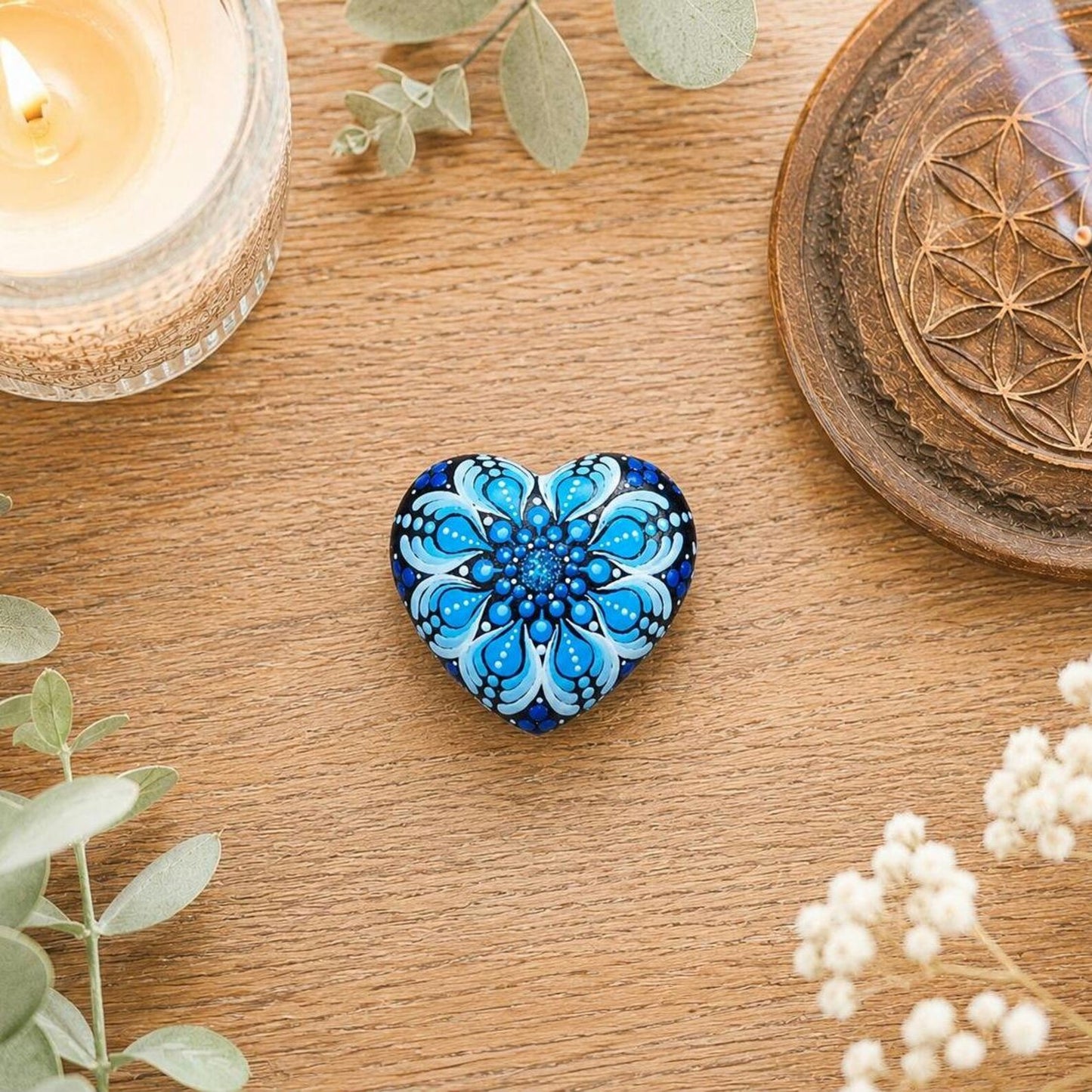 Petit coeur mandala bleu pailleté en plâtre résine - méditation ou décoration