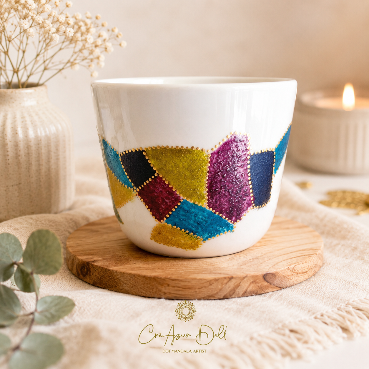 Tasse en céramique peinte à la main – Mug géométrique coloré – Tasse artisanale pour café ou thé