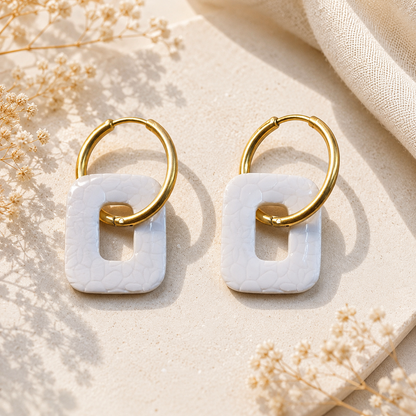 Pampilles blanches structurées - Fleurs ou oval ou rectangulaire - Bijoux artisanaux en polymère – Style minimaliste et bohème