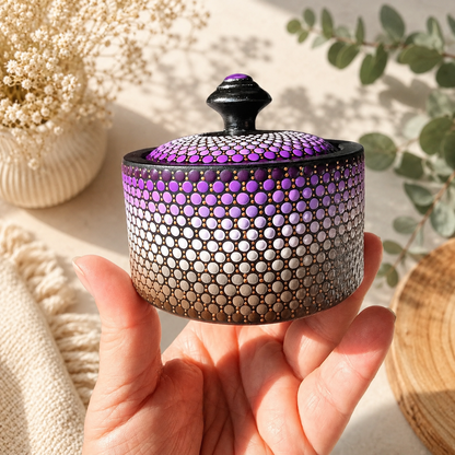 Boîte à bijoux en bois peinte à la main – Mandala en pointillisme dégradés de violet et taupe