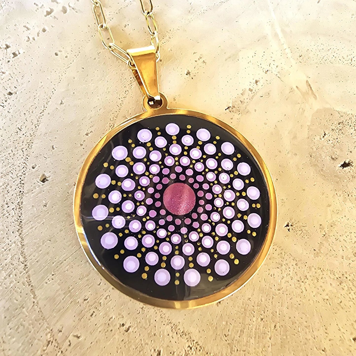 Collier Mandala rose en acier inoxydable