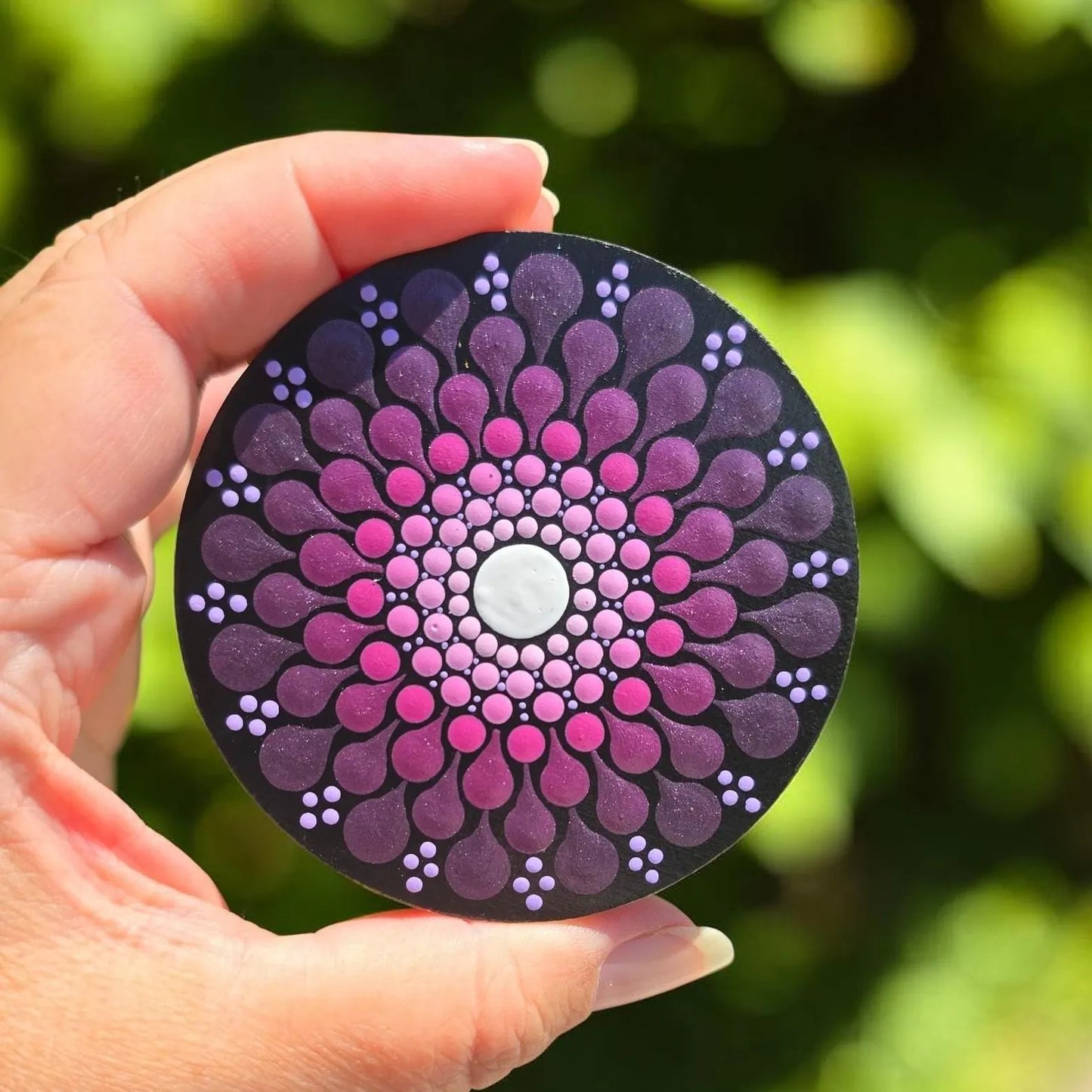 Miroir de poche en bois – Mandala dégradé rose et violet