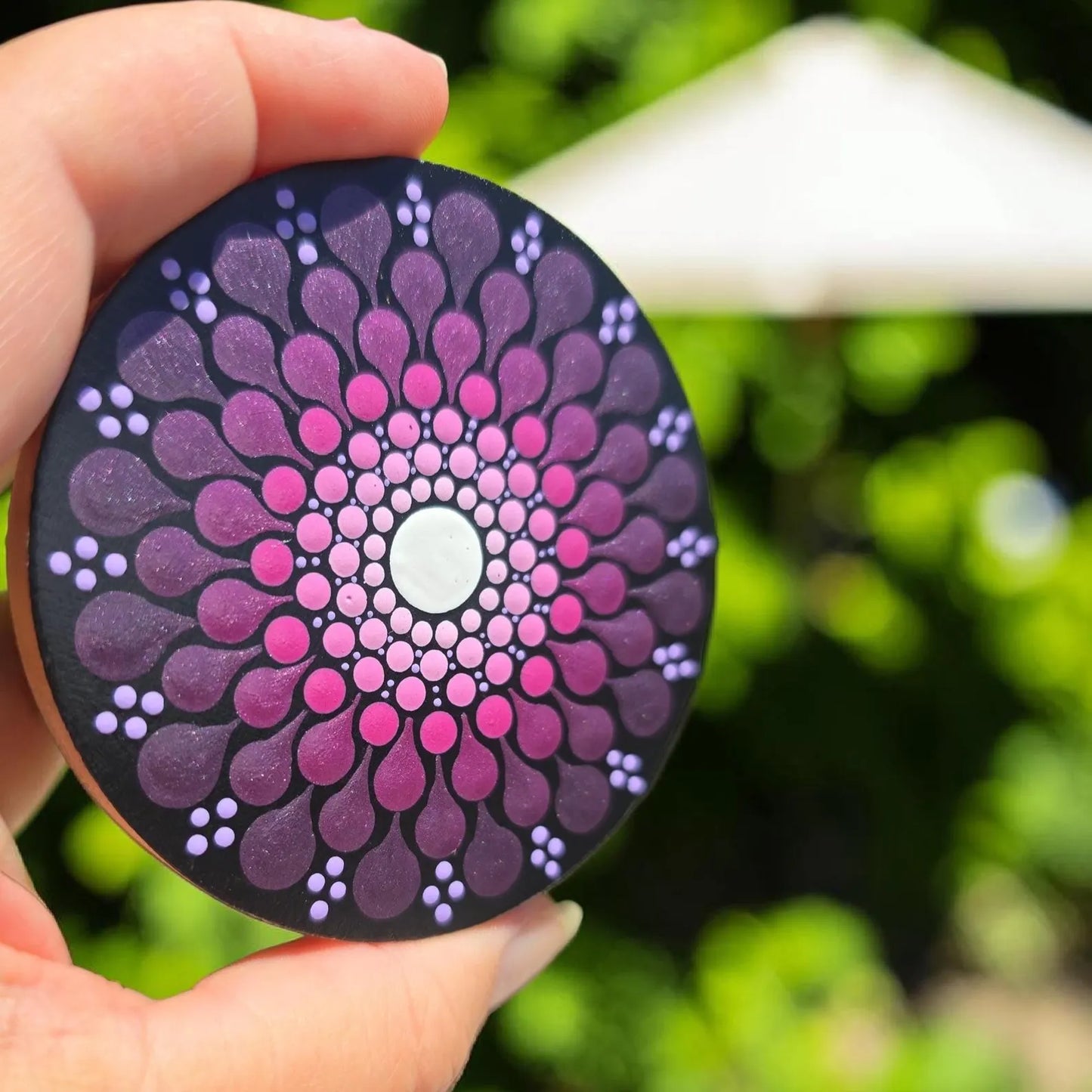 Miroir de poche en bois – Mandala dégradé rose et violet