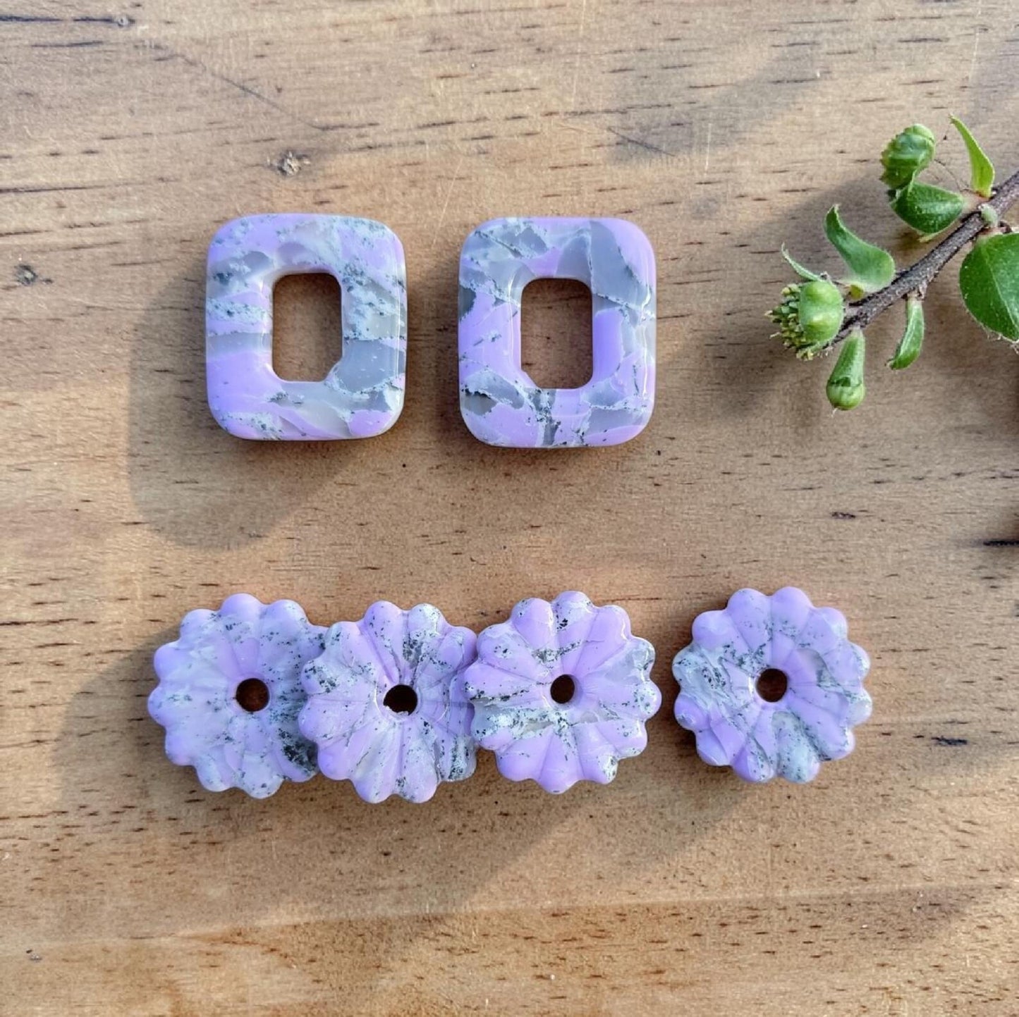 Pampilles mauves marbrées en pâte polymère - fait main