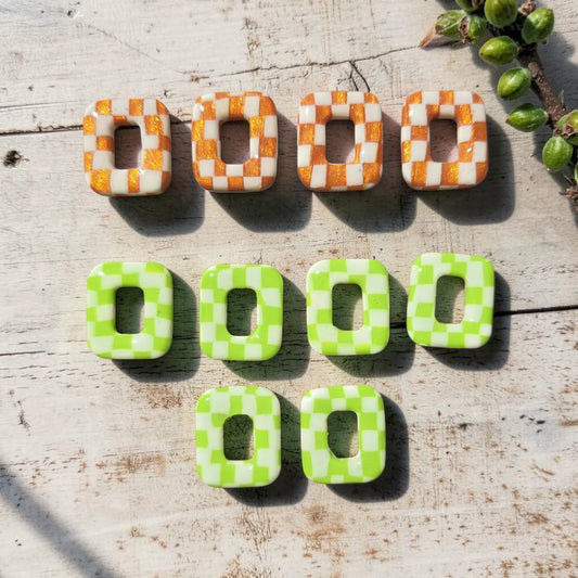 Pampilles rectangulaires à carreaux en pâte polymère  - fait main