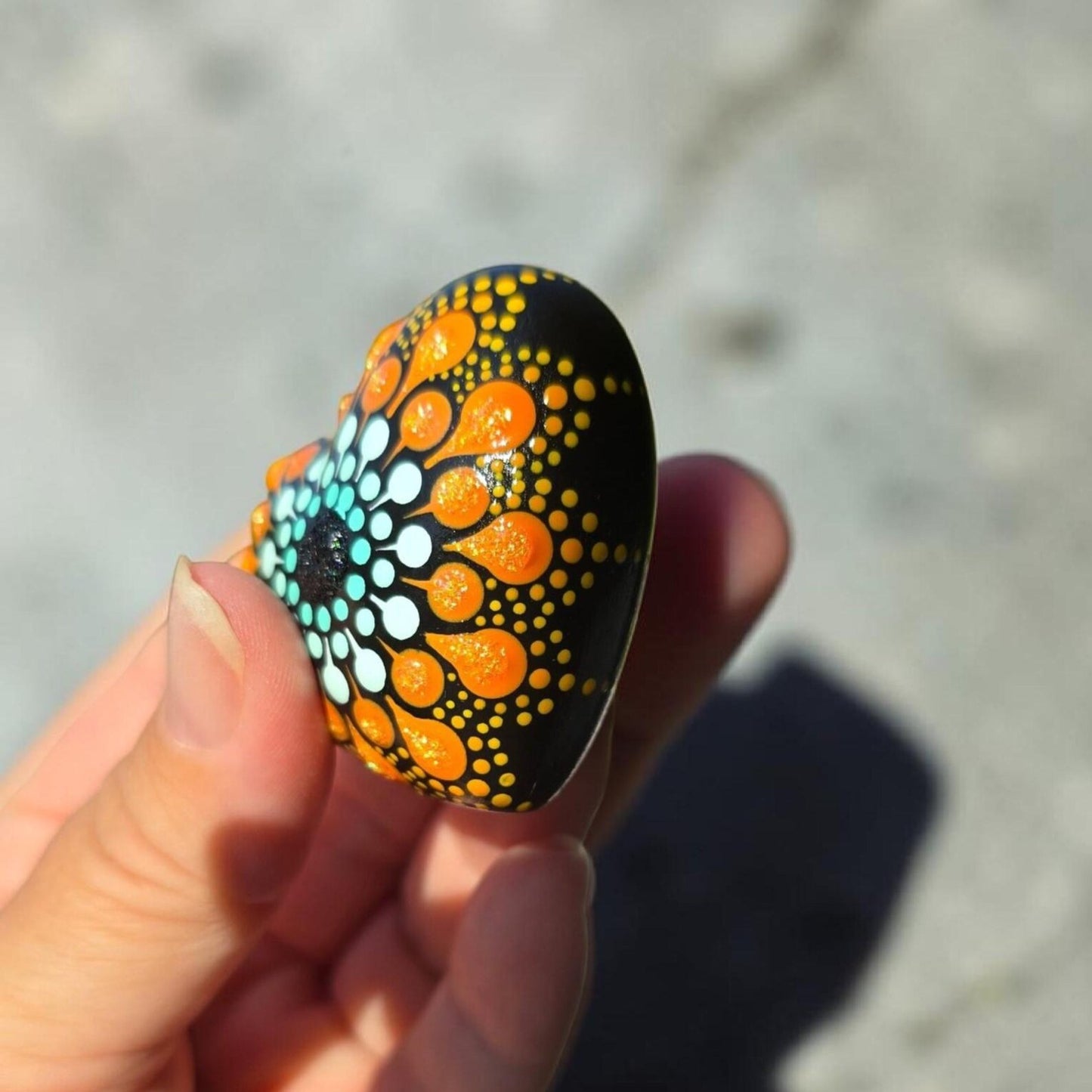 Petit coeur mandala vert d'eau/orange en plâtre résine