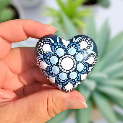 Petit coeur mandala bleu et blanc – Pierre Méditation Fait Main