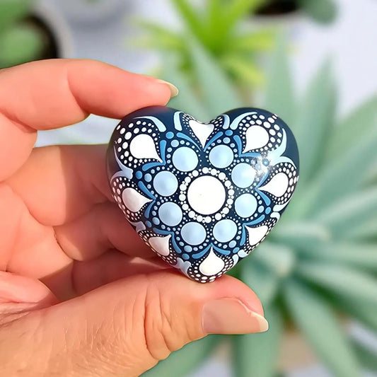 Petit coeur mandala bleu et blanc – Pierre Méditation Fait Main