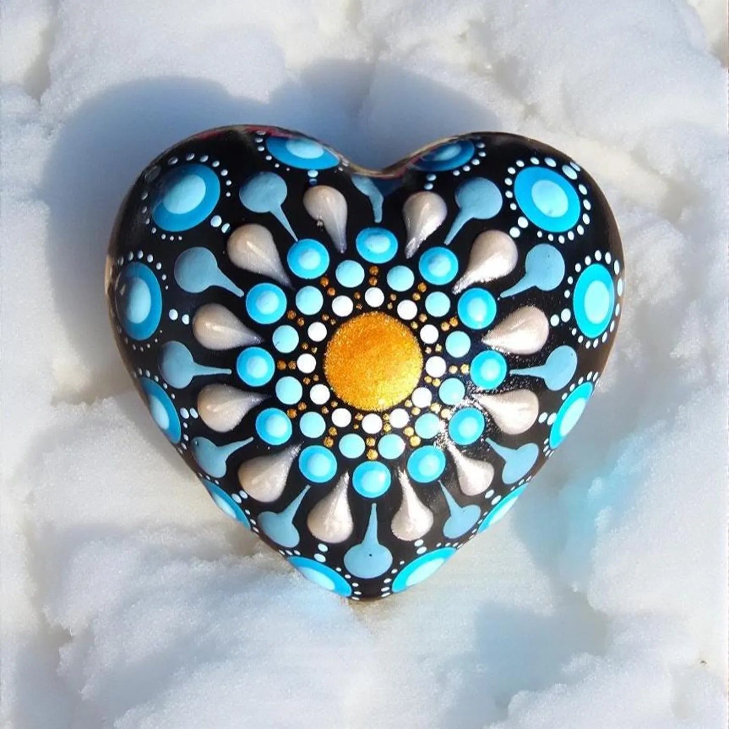 Petit Cœur Mandala Pointillisme Bleu Doré Blanc Nacré – Pierre Méditation Fait Main