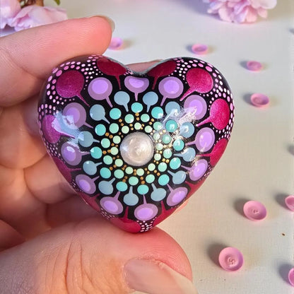Petit Cœur Mandala Pointillisme Vert d'Eau Mauve Fuchsia – Pierre Méditation