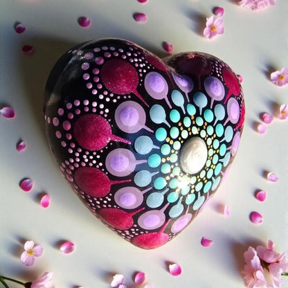 Petit Cœur Mandala Pointillisme Vert d'Eau Mauve Fuchsia – Pierre Méditation