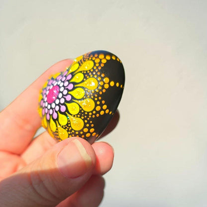 Petit coeur mandala orangé/rose en plâtre résine