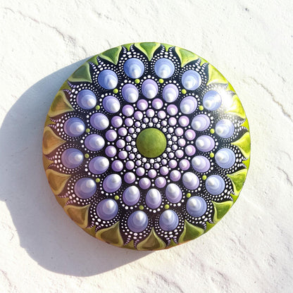 Pierre de méditation mandala bronze et mauve