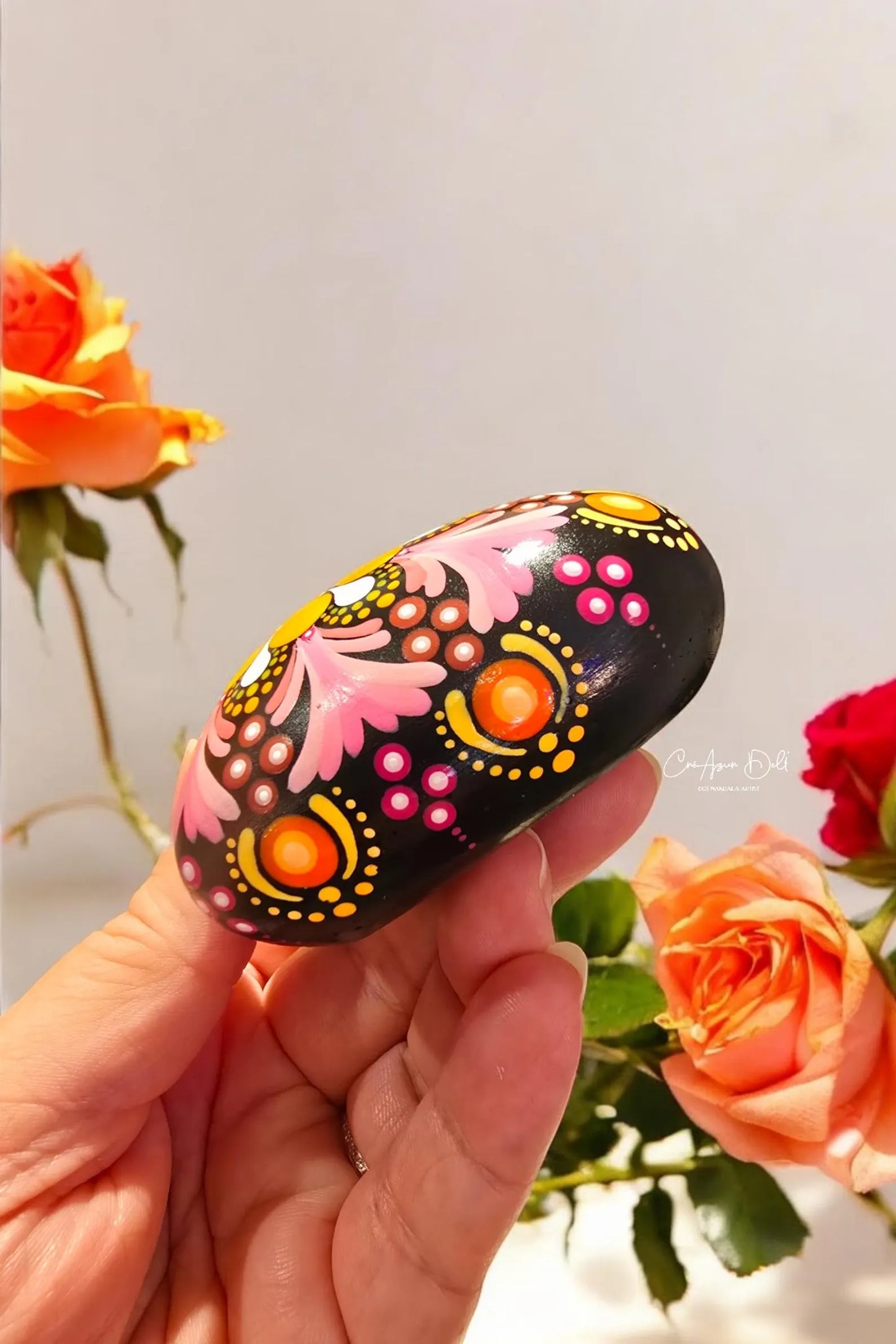 Pierre mandala en forme de cœur fluorescente – Cadeau unique, méditation & décoration