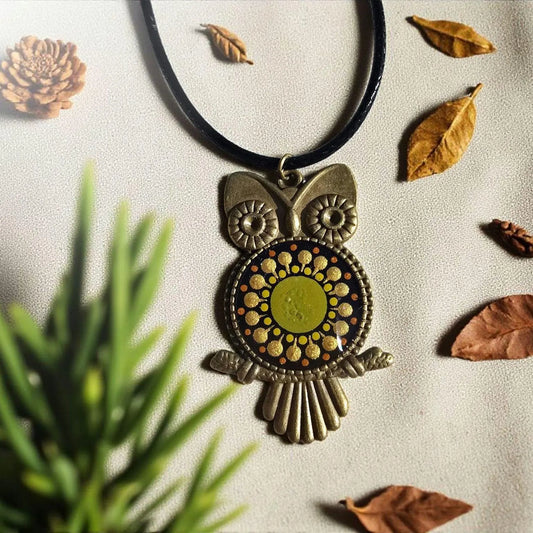 Collier hibou mandala doré/vert