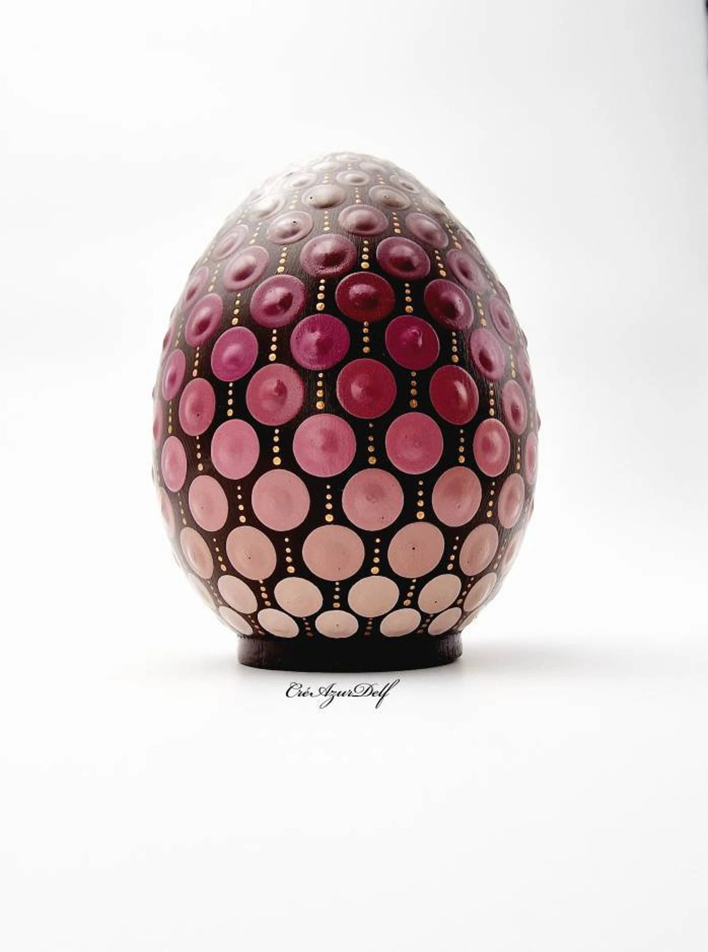 Œuf décoratif en plâtre résine – Dot Painting chocolat/framboise