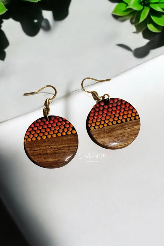Boucles d’oreilles rondes en bois – Dégradé orange métallisé