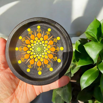 Boîte à bijoux en bois de tilleul – Mandala peint à la main en pointillisme – Pièce unique