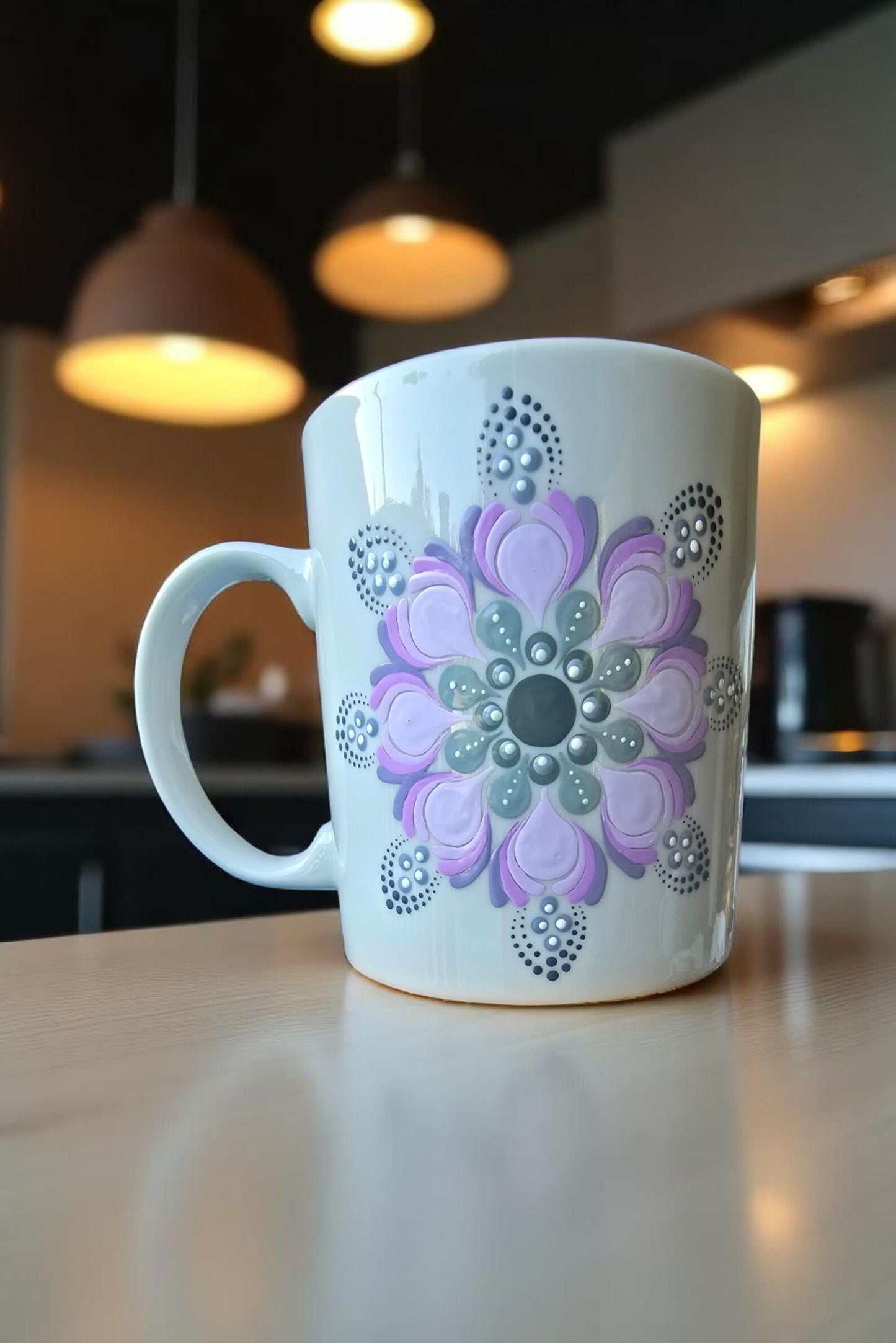 Mug blanc mandala pointillisme mauve et gris