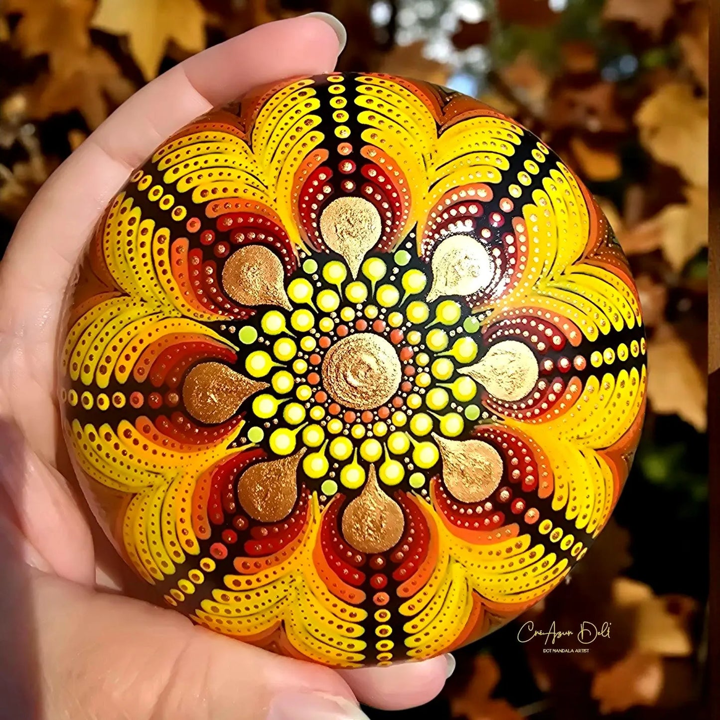 Pierre de méditation ou décorative mandala orangé