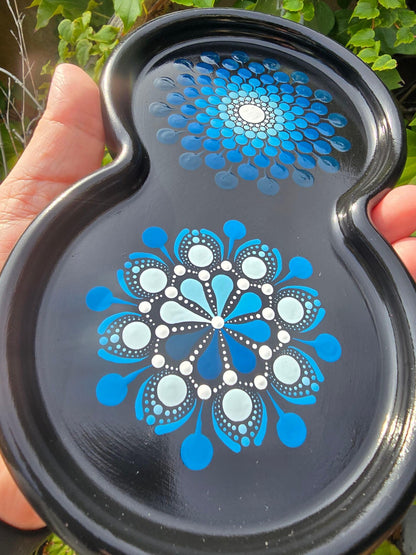 Plateau double peint à la main – Mandala pointillisme bleu – Plateau déco et service