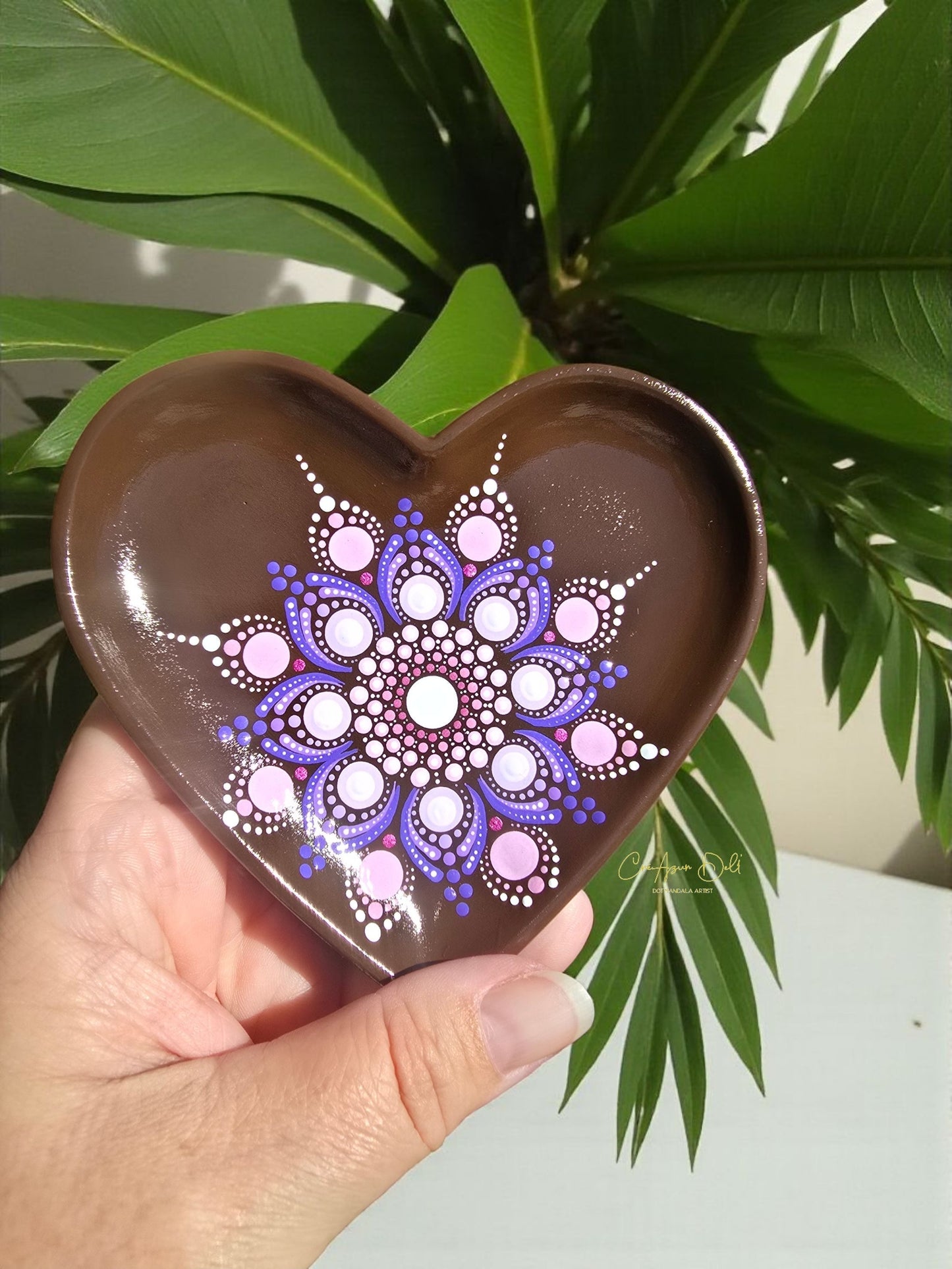 Coupelle cœur marron mandala rose & mauve en pointillisme