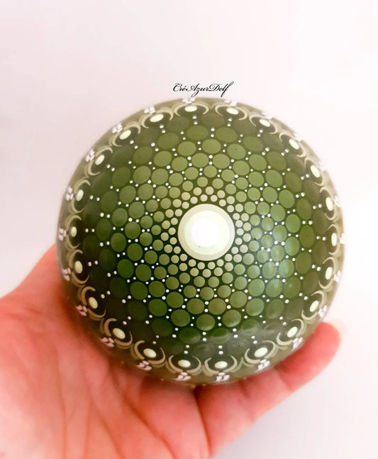 Sphère décorative en plâtre résine peinte à la main – Pointillisme vert et blanc sur fond noir